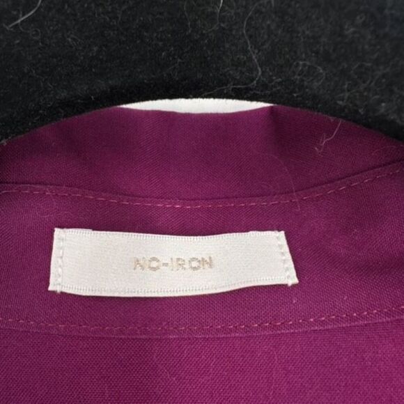 Chico's Classic Fit No-Iron Button-Up Shirt Plum Purple Size 3 large Career work - Picture 4 of 11